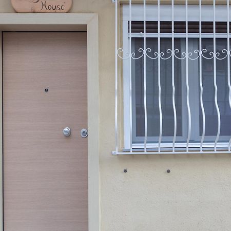 Appartamento Bs House Salonicco Esterno foto